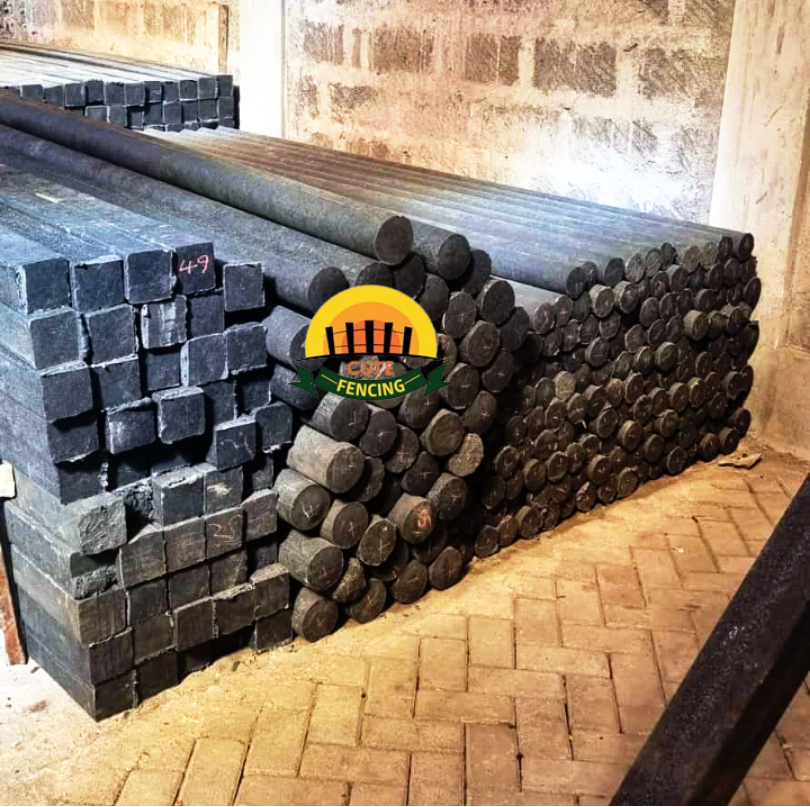 Plastic Fencing Poles - Image 2